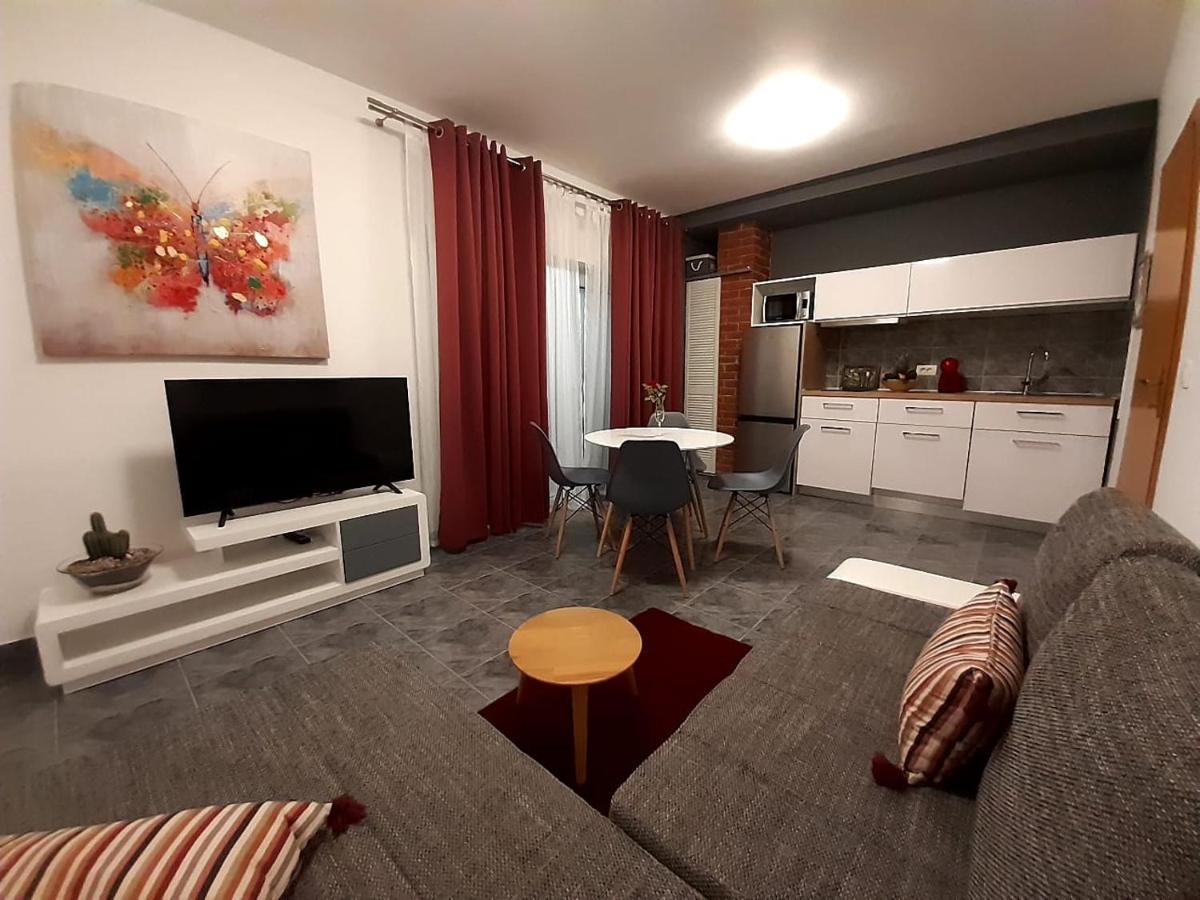 Solis Adriaticum Apartments Ясенице Екстер'єр фото